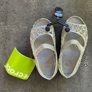 Crocs silver sparkle Isabella sandals Kids US 7
